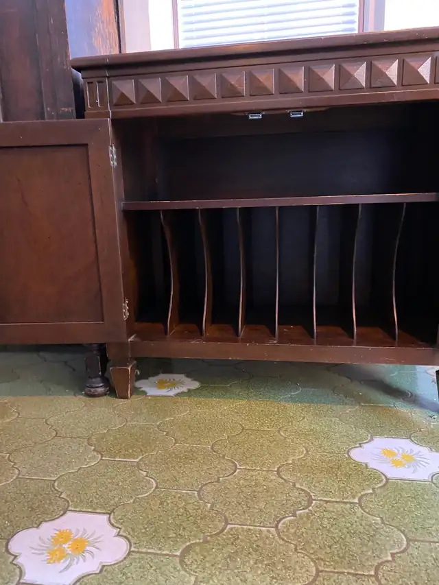 a vintage dark wood cabinet featuring an inlaid marble top in Hutches & Display Cabinets in City of Toronto - Image 5