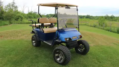 Hi Folks... Up for sale is my Ezgo 2003 Golf Cart. Its in Great Shape. Its the 36 Volt Electric Cart...