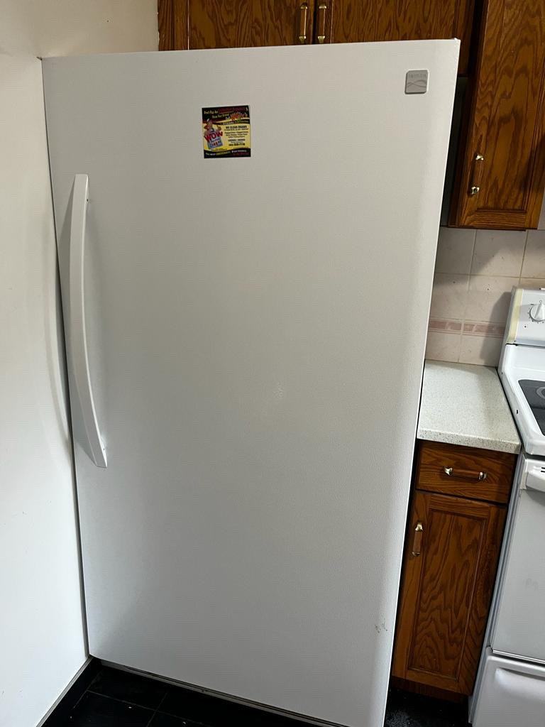 Fridge for sale in good condition Refrigerators Calgary Kijiji