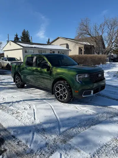 2025 Ford Maverick Lariat 2.0 turbo Awd 4K tow package 360 camera Hard folding box cover All weather...