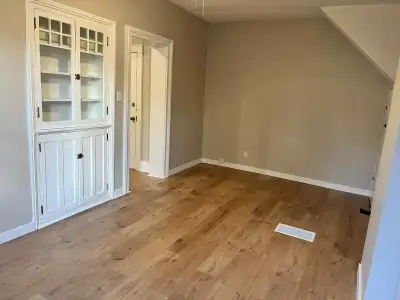 2 Bedroom Newly Renovated Unit