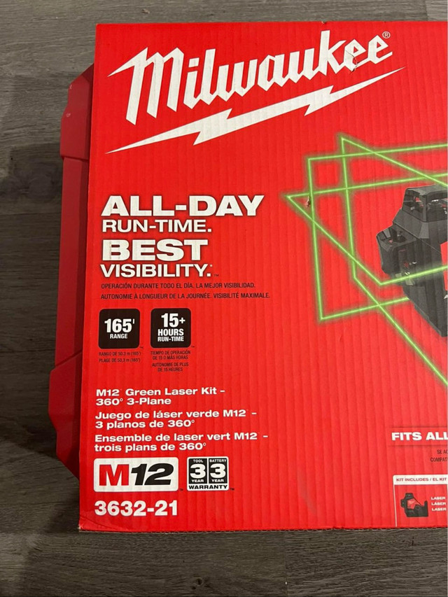 Milwaukee 3632-21 / M12 green laser 360 degrees 3 planes in Power Tools in City of Toronto - Image 2