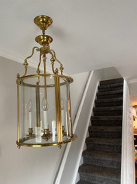 Beautiful Brass Foyer Pendant Lamp - No Damage