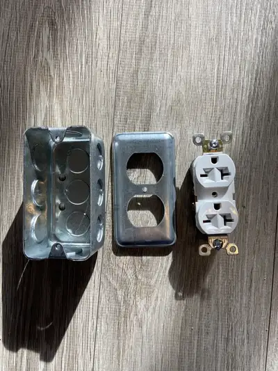 20 Amp, 250 Volt, NEMA 6-20R, 2-Pole, 3-Wire, Heavy-Duty Outlet, View more