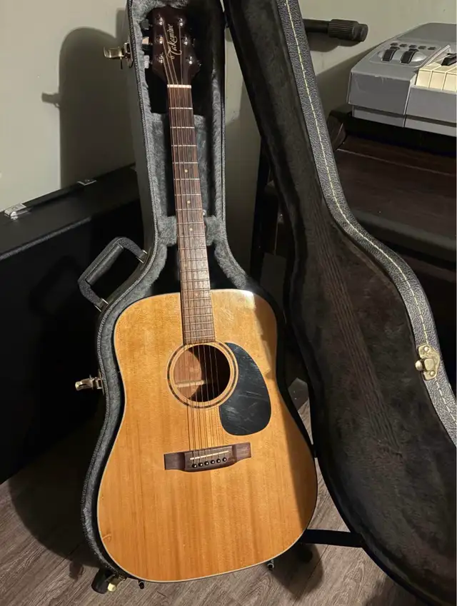 Takamine Guitar in Guitars in Hamilton - Image 3