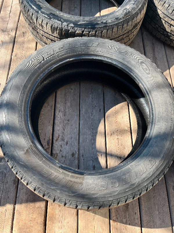 Bridgestone Dueler 225/55 R20 dans Pneus et jantes  à Saskatoon