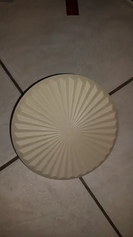 Various sizes Tupperware Round LIDS & suction lid600502841125775362
