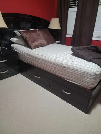 Twin bed with 3 pull out drawers, View more