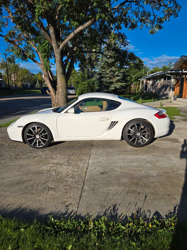 Beautiful Porsche Cayman in Cars & Trucks in Red Deer - Image 3