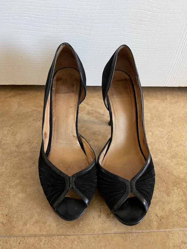 WOMENS SHOES SIZE 39 in Women's - Shoes in Oakville / Halton Region