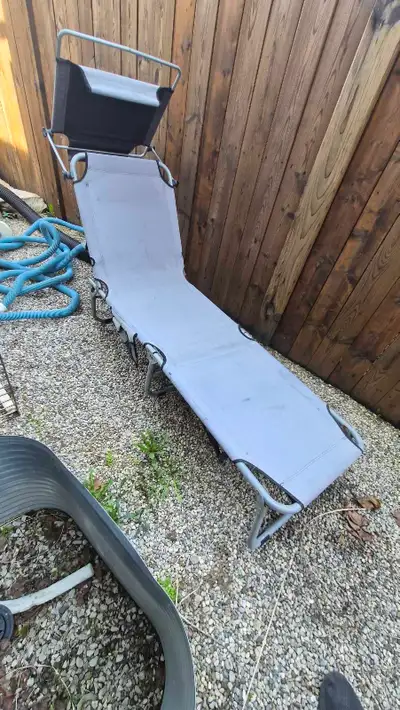 free sun chairs (2), View more