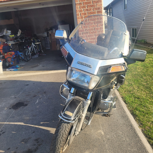 Honda Goldwing interstate 1200i for sale in Street, Cruisers & Choppers in Trenton - Image 3