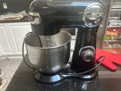 Cuisinart Stand Mixer - model SM-50C, View more