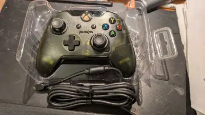 PDP Wired Xbox one Controller, View more