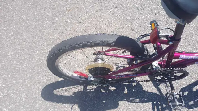 Next Rave 20 inch Bicycle in Kids in Longueuil / South Shore - Image 6