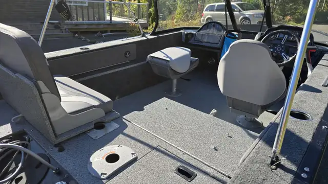 Legend 16 XTR in Powerboats & Motorboats in New Glasgow - Image 9