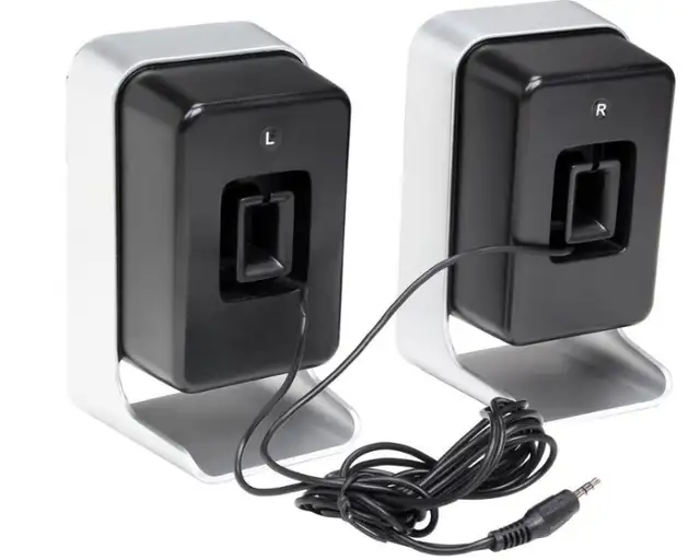 LOGITECH 2.1 STEREO SPEAKER SYSTEM in Speakers in Markham / York Region - Image 6