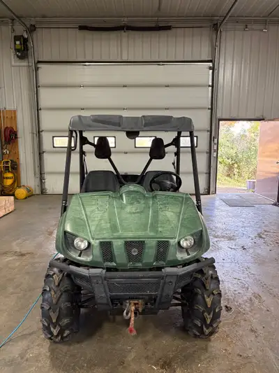 Low km machine. Sat inside a C can for most its life. Seats aren’t great and keeps over heating, com...