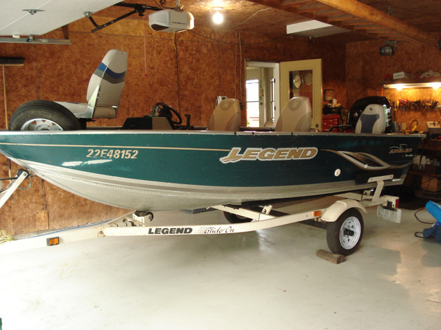 Boat motor &trailer in Powerboats & Motorboats in St. Catharines