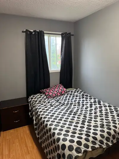 ROOM FOR RENT in Canadian family home