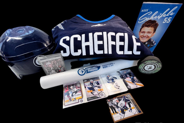 Jersey-Wpg Jets - Scheifele- Gift Set - pickup in Lockport in Hockey in Winnipeg