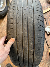 Tire 205/55/r17  4 saisons