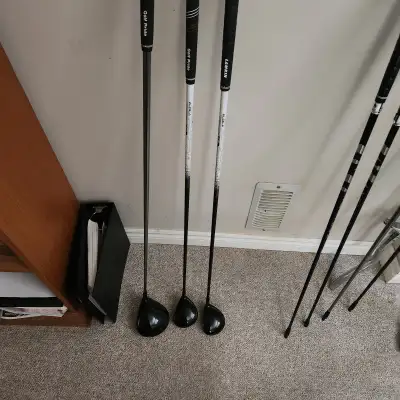 Hi everyone I have a bunch of stuff for sale: Gap to 5 Callaway Apex CF17 - excellent condition KBS...