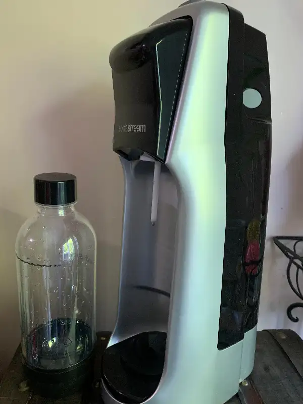 Soda Stream : Make your own Sparkling Water in Processors, Blenders & Juicers in Cambridge - Image 2