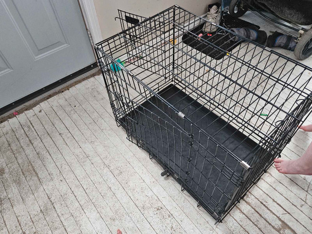 Dog crate  in Accessories in Timmins - Image 4