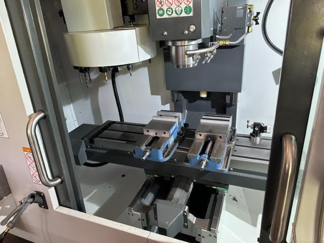 2020 Haas TM-1P**CHIP AUGER**PROBE** in Other Business & Industrial in Saint John - Image 4