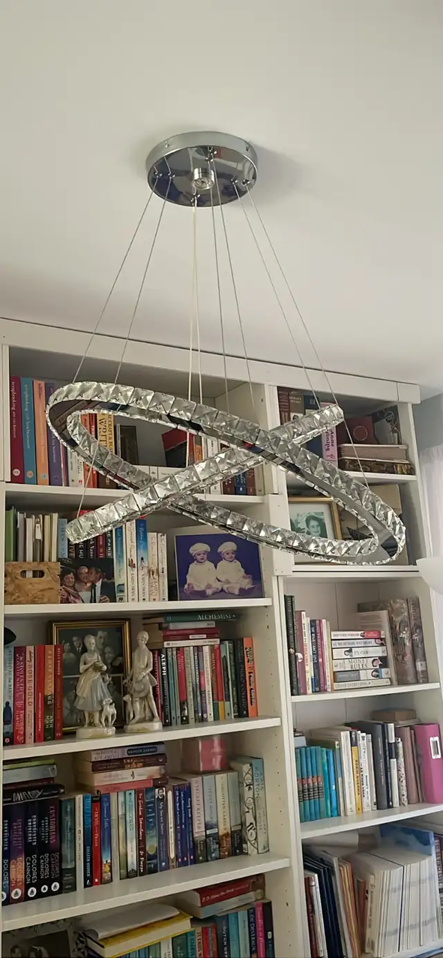 Modern LED crystal chandelier – 3-ring – dimmable – chrome in Indoor Lighting & Fans in Ottawa - Image 4