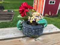 Small Outdoor Decorative Flower Plant Holder Backyard Decor