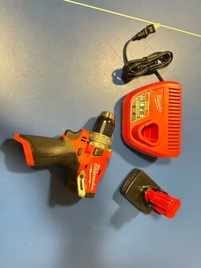 Milwaukee M12 Tool Combo Kit, View more