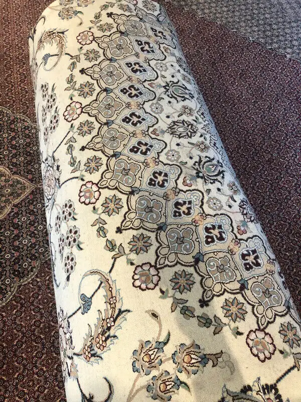 Persian Naeen fine handmade rug ( Iran) in Rugs, Carpets & Runners in Markham / York Region - Image 10