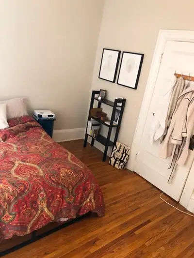 $1,250 Annex Neighborhood - Room for Rent, female