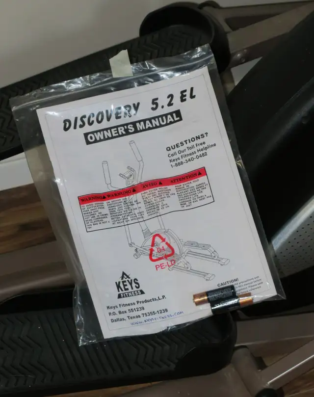 A Discovery 5.2 EL Elliptical Trainer exerciser by Keys Fitness in Exercise Equipment in Oshawa / Durham Region - Image 6