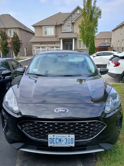 2022 Ford Escape SE - Engine, transmission good - Runs and drives smooth - Has push start, power win...