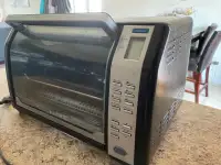 Electric Oven Toaster Broil/ Rotisserie 