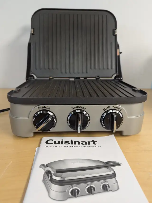 (Used-Fair) Cuisinart 5-in-1 Griddler with Reversible Nonstick G in Toasters & Toaster Ovens in Mississauga / Peel Region - Image 3