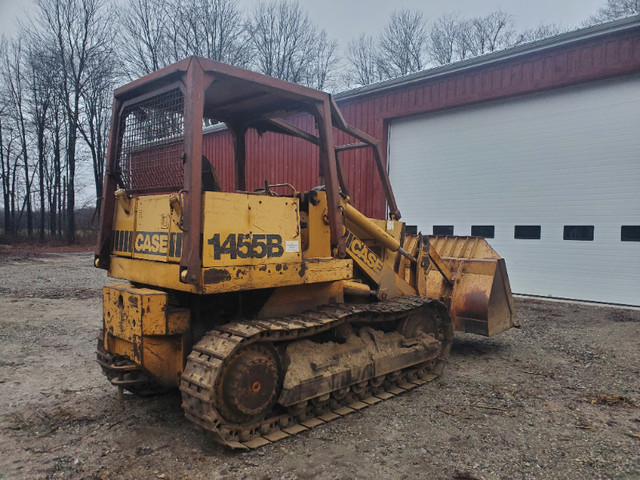 Case 1455B. Crawler loader in Heavy Equipment in Hamilton - Image 3