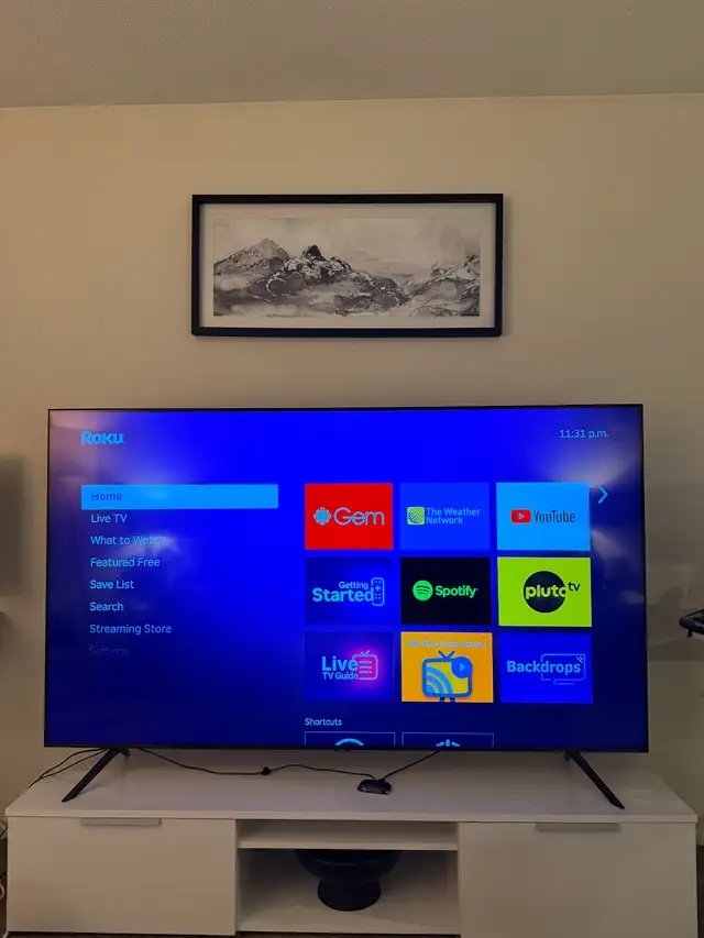 Samsung 75-inch Crystal UHD 4K Smart TV + TV Stand in TVs in Ottawa - Image 2