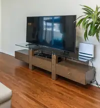 Verbois TV Stand