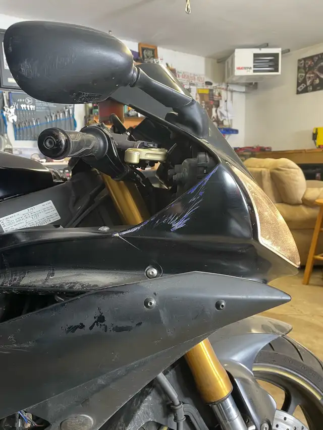 2007 Yamaha R6 in Sport Bikes in Red Deer - Image 9