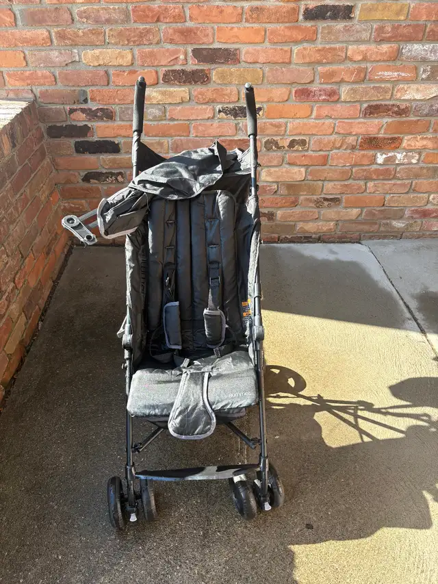 Umbrella stroller (Summer Infant mini 3D) in Strollers, Carriers & Car Seats in Windsor Region - Image 2