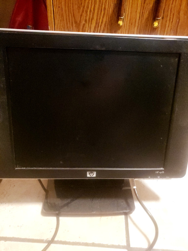 Computer monitor with built in speakers in Monitors in Windsor Region