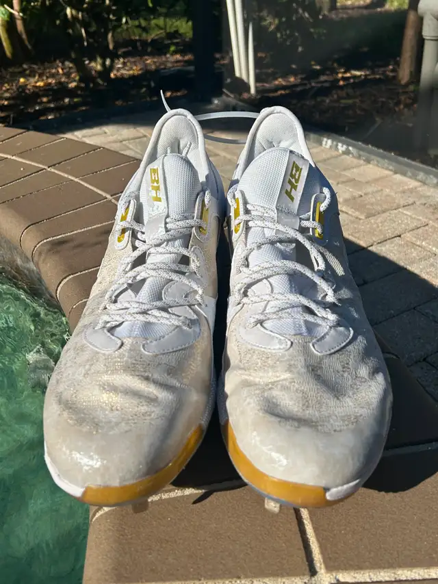 Under Armour Bryce Harper 8 Low ST Baseball Cleats Size 16 - New in Baseball & Softball in Markham / York Region - Image 2