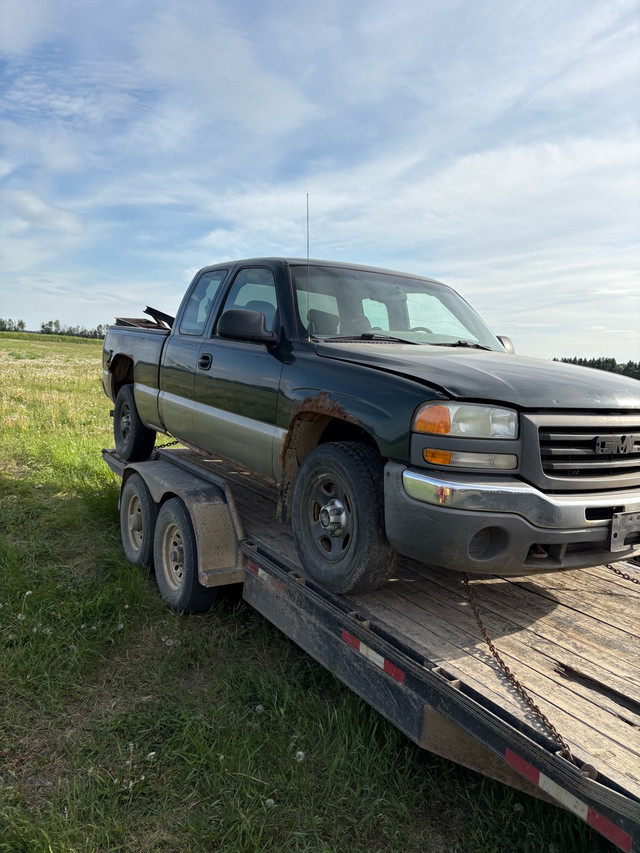 1999 gmc 1500 4x4 in Cars & Trucks in St. Albert