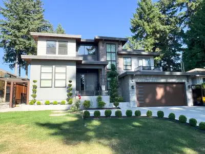 Trinity Street, Coquitlam Welcome to this newly built (2023) basement suite in a quiet and family-fr...