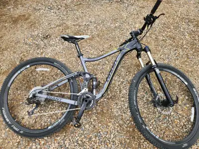 Giant Trance X 2.0 mountain bike 29er, View more