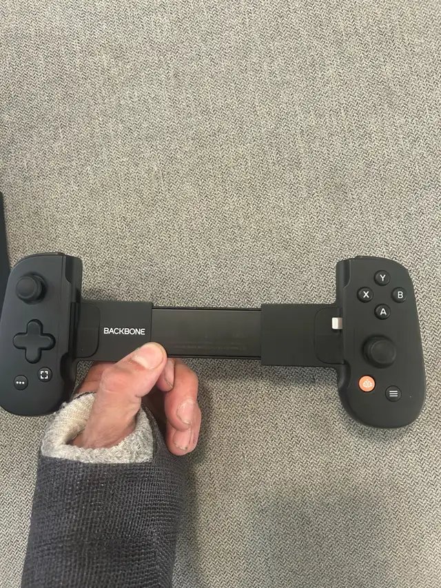 Back Bone Gaming Controller582841682813921283
